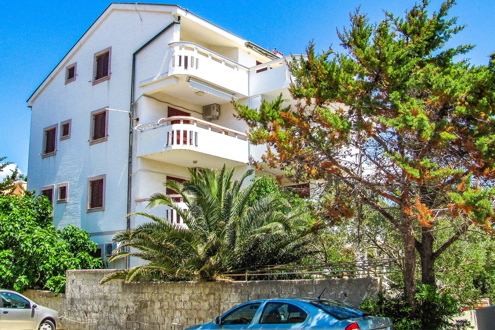 APARTMENTS HOPE