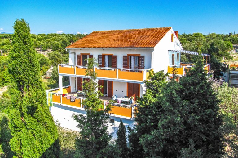 APARTMANI ZORA