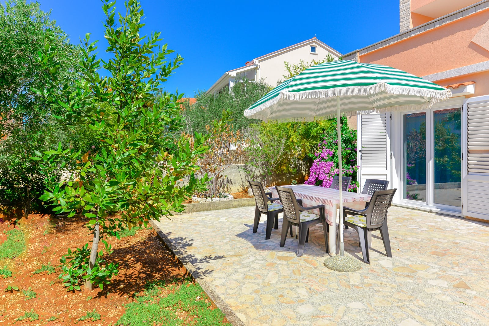 APARTMANI TENA – Apartman s dvije spavaće sobe – 02